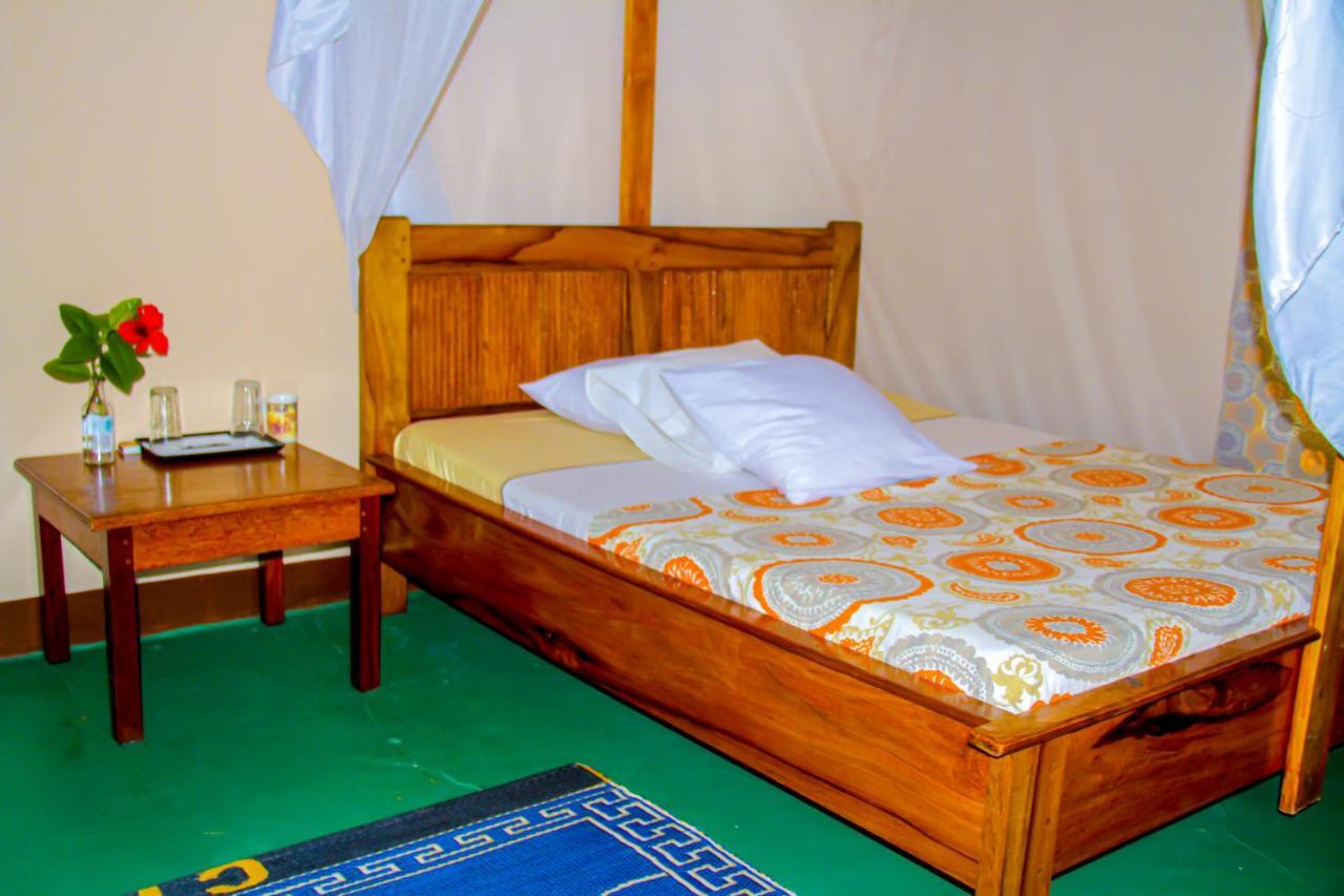 Mikoko Beach & Cottages Bagamoyo Kültér fotó