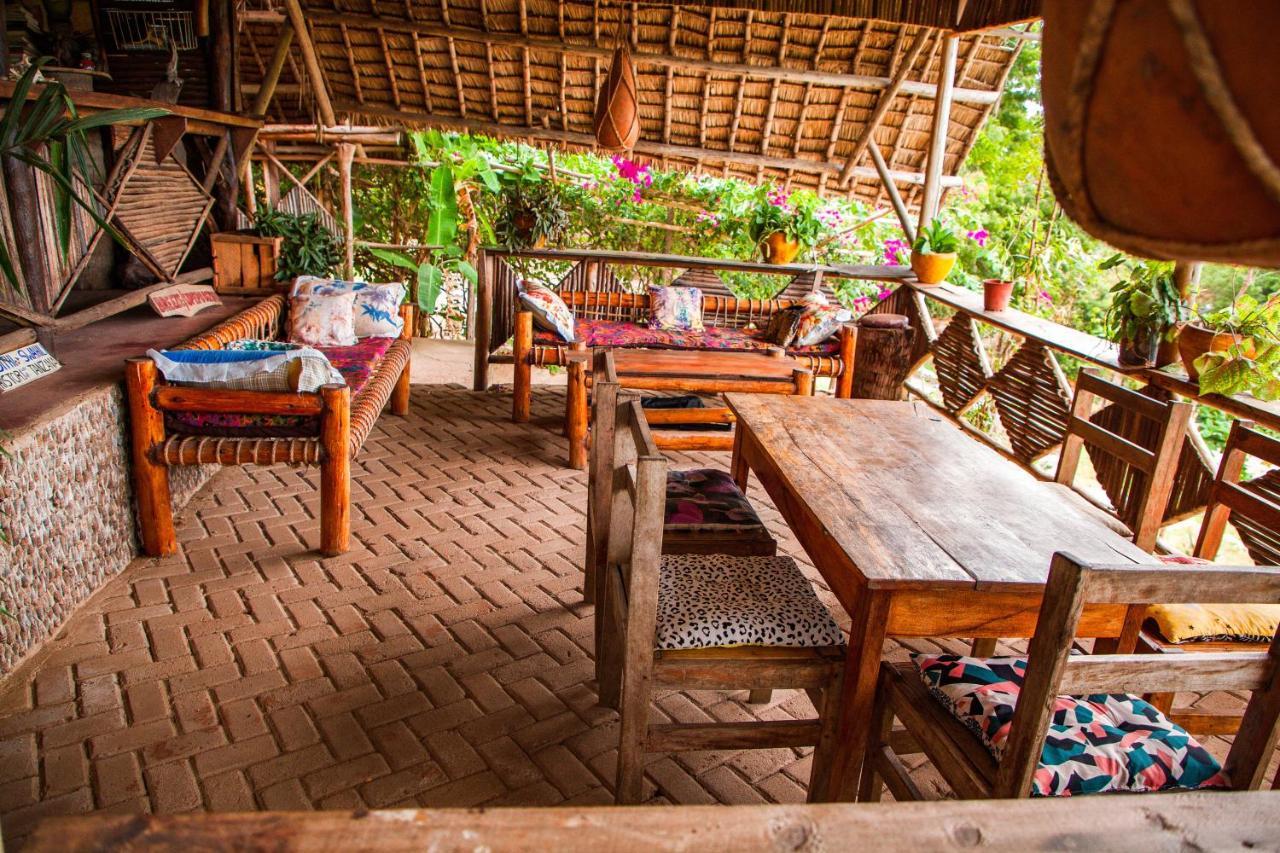 Mikoko Beach & Cottages Bagamoyo Kültér fotó